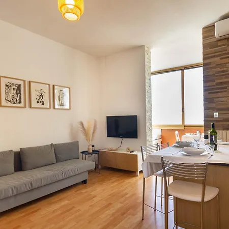 85a - Moderno Fronte Mare